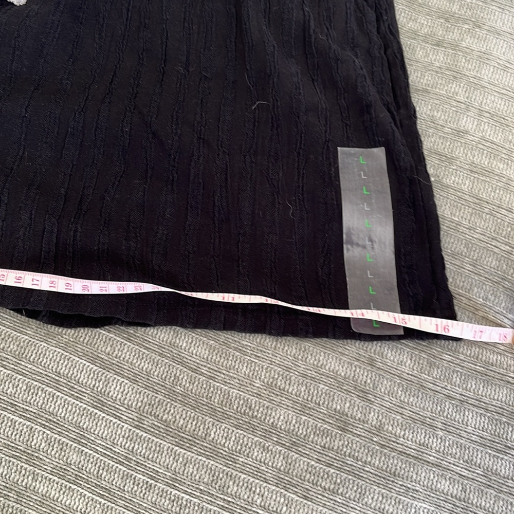 NWT Flowy Shorts - Picture 9 of 10